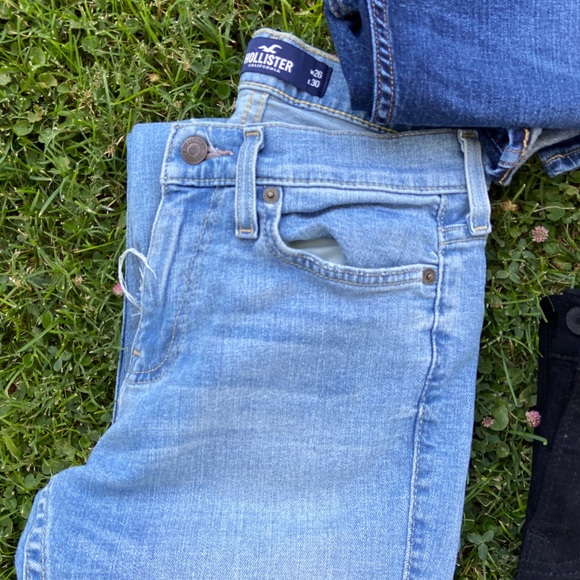 Hollister Jeans - Picture 3 of 6